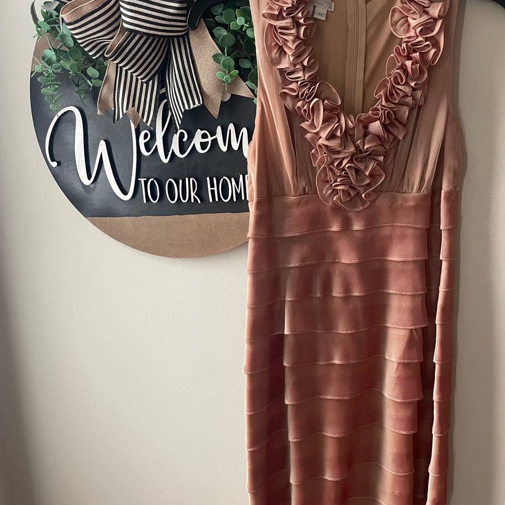 London Times Peach Ruffled Midi Dress